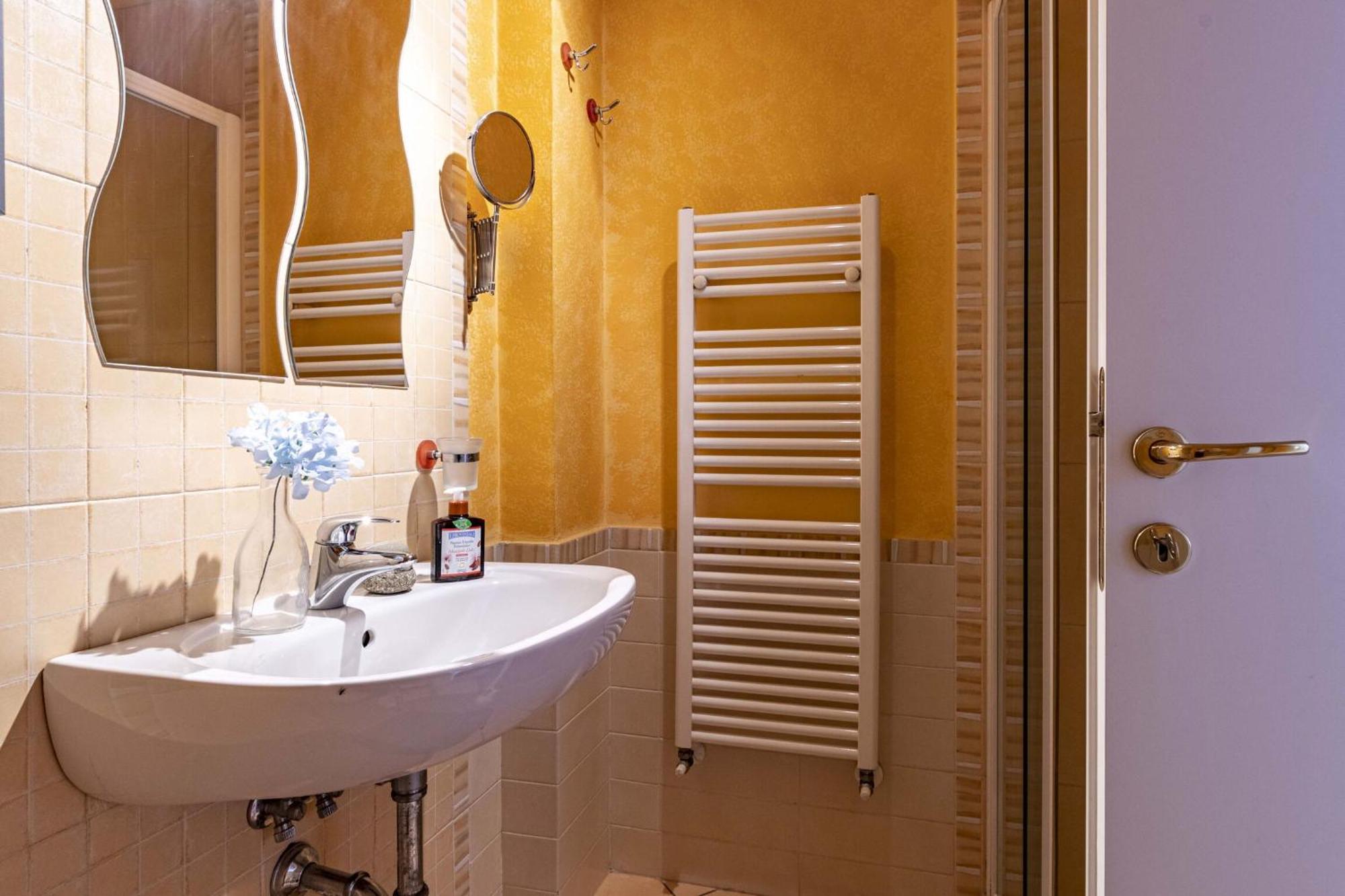 Italian Experience-Florentine Careggi Loft Firenze Esterno foto